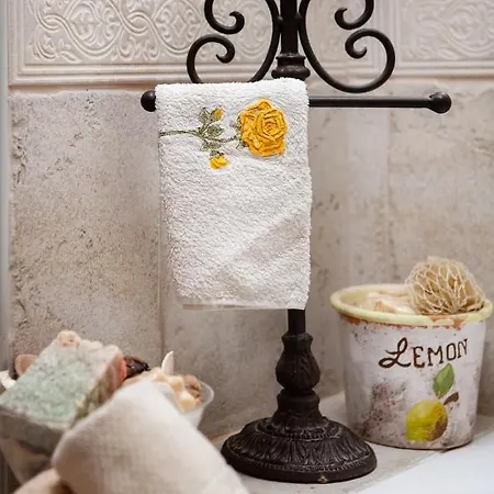 Virginaki * Portariá